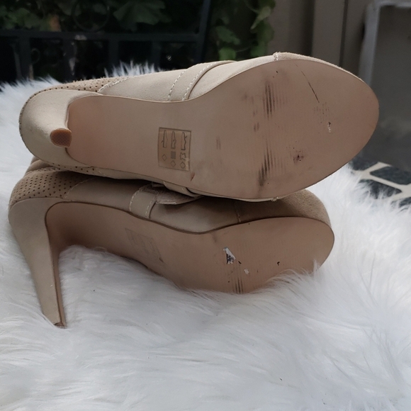 ASOS Taupe Faux Suede Combat heeled Bootie 9 - Picture 13 of 16